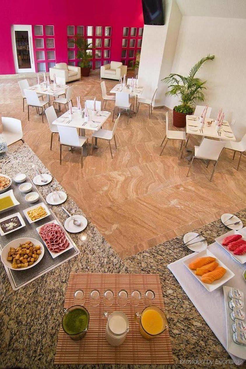 Hotel Margaritas Канкун Ресторан фото